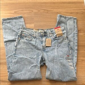 Levi's WOMENS Blue Straight Jeans MID RISE with Washed Texture WITH TAGS